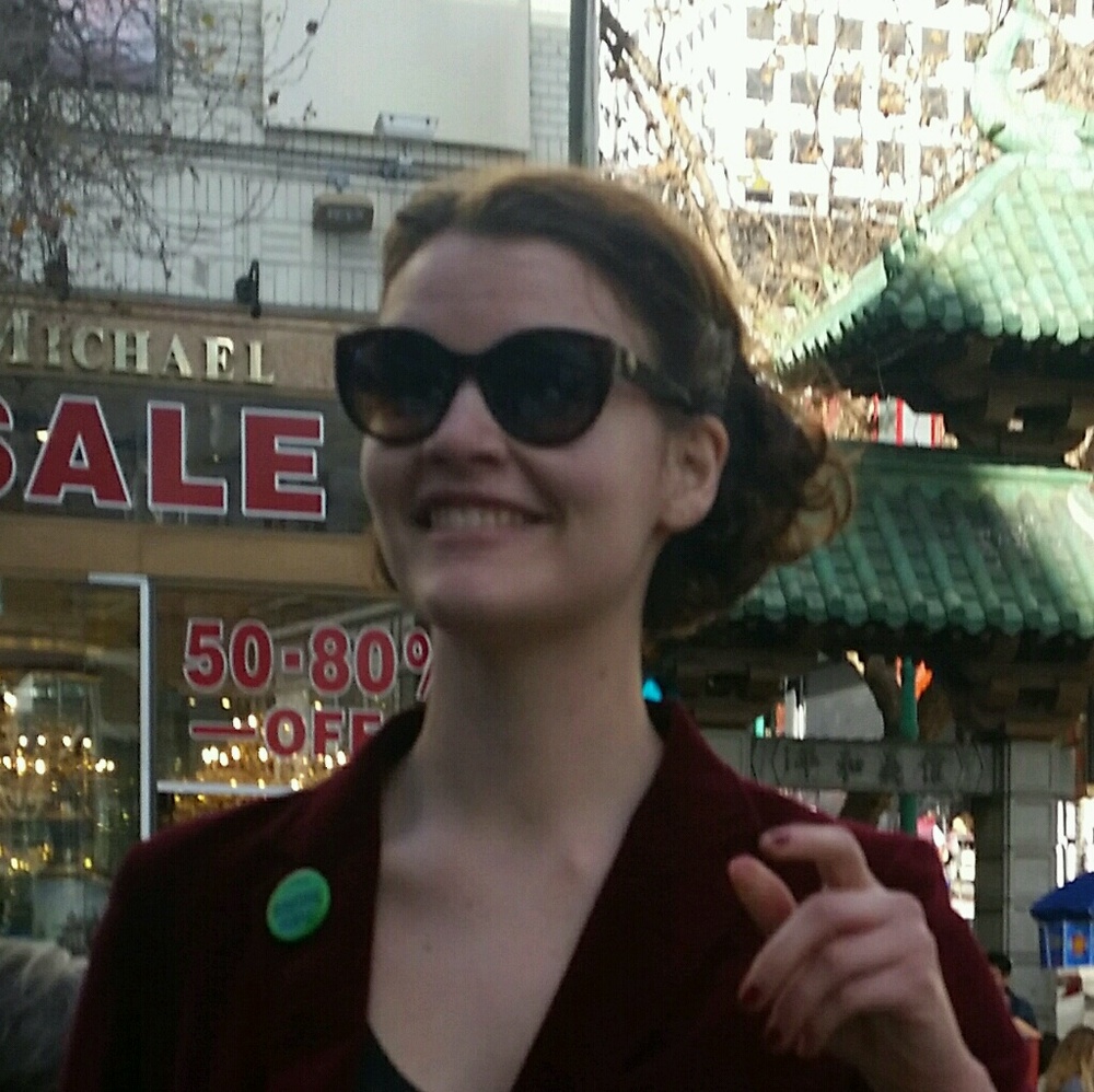 Meet your Posher, Elizabeth
